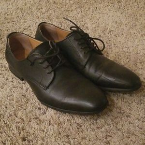 Express black mens dress shoe